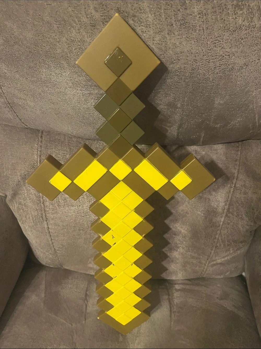 Officially Licensed Minecraft Gold Pixel Sword Costume Prop Toy Deco by Disguise